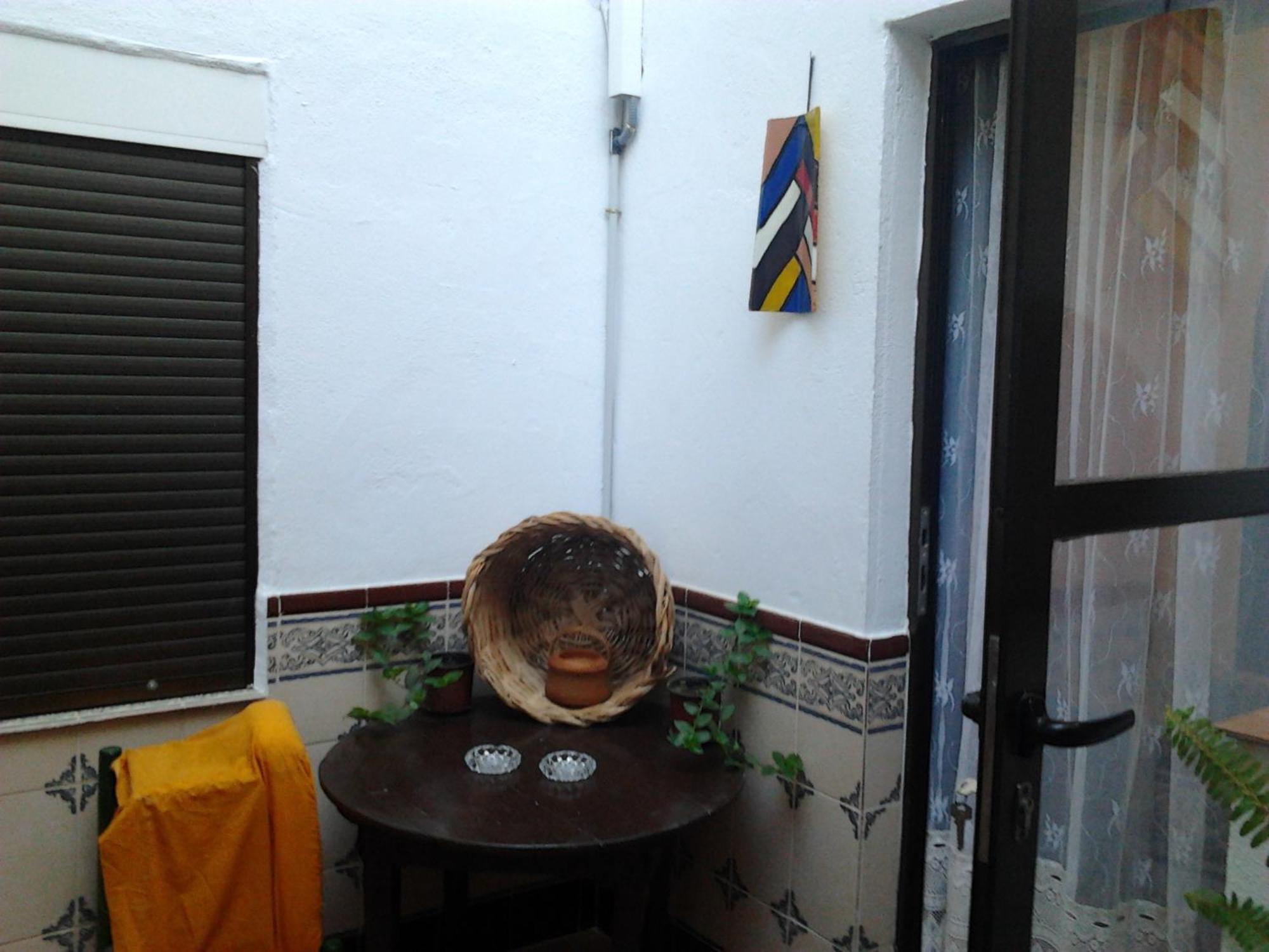 Hostal El Hogar de Ardwina Alía Exterior foto